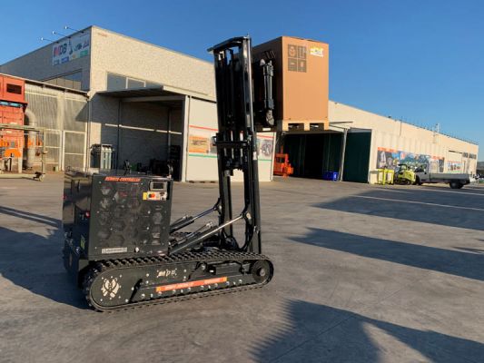 Pocket lift plus - rádiótávirányításos lánctalpas villástargonca